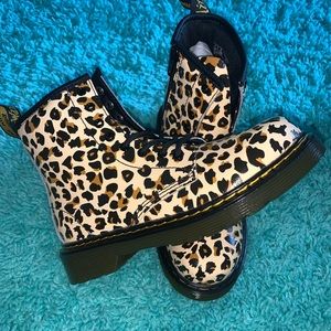 Dr.Marten Cheetah Print